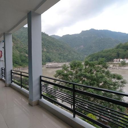 H7 Stay On The Ganges, Yoga & Spa Resort, Rishikesh Luaran gambar