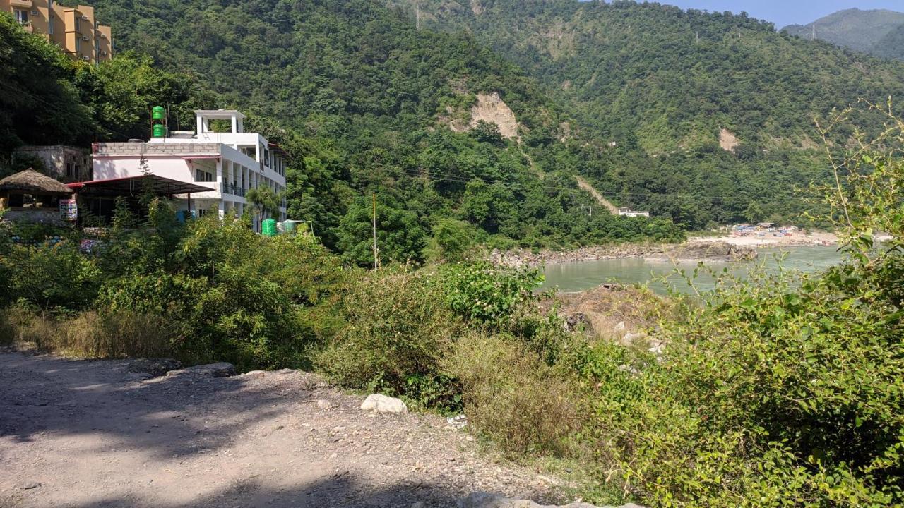 H7 Stay On The Ganges, Yoga & Spa Resort, Rishikesh Luaran gambar