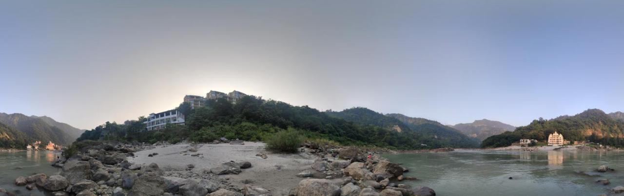 H7 Stay On The Ganges, Yoga & Spa Resort, Rishikesh Luaran gambar