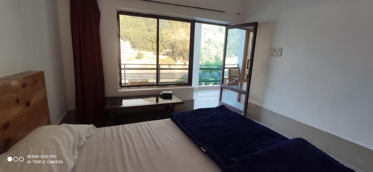 H7 Stay On The Ganges, Yoga & Spa Resort, Rishikesh Luaran gambar