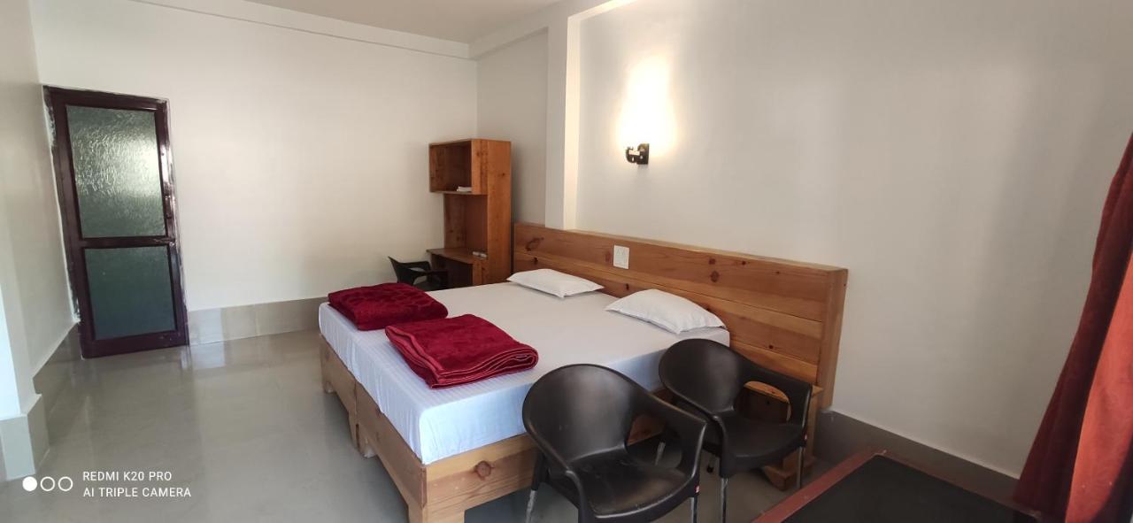 H7 Stay On The Ganges, Yoga & Spa Resort, Rishikesh Luaran gambar