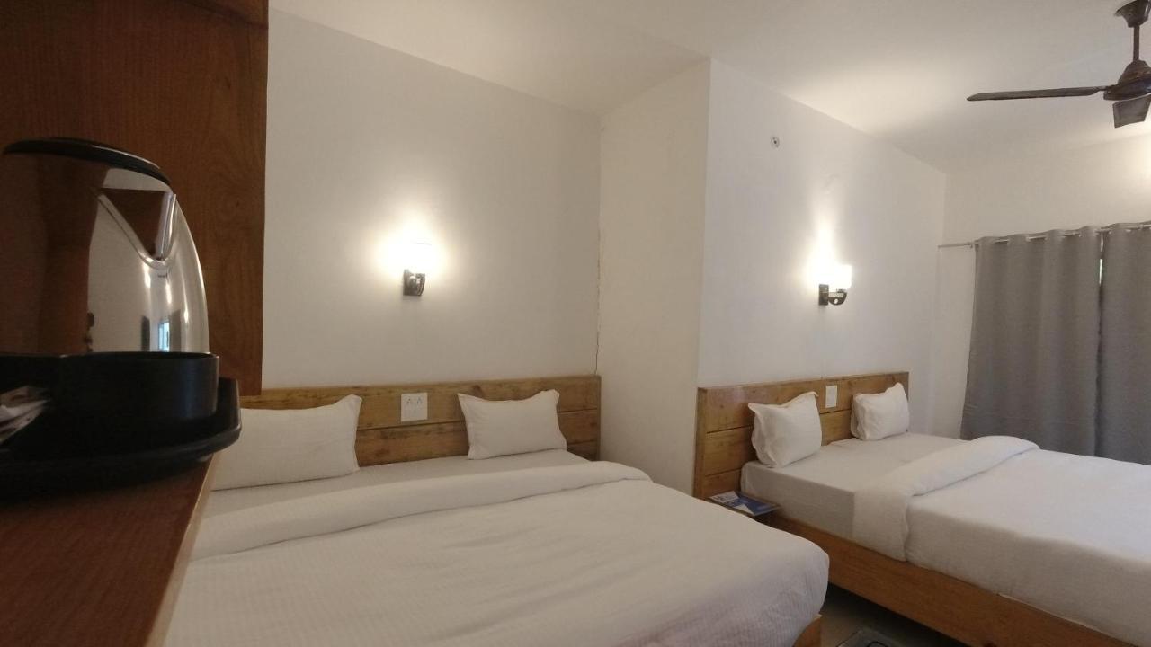 H7 Stay On The Ganges, Yoga & Spa Resort, Rishikesh Luaran gambar