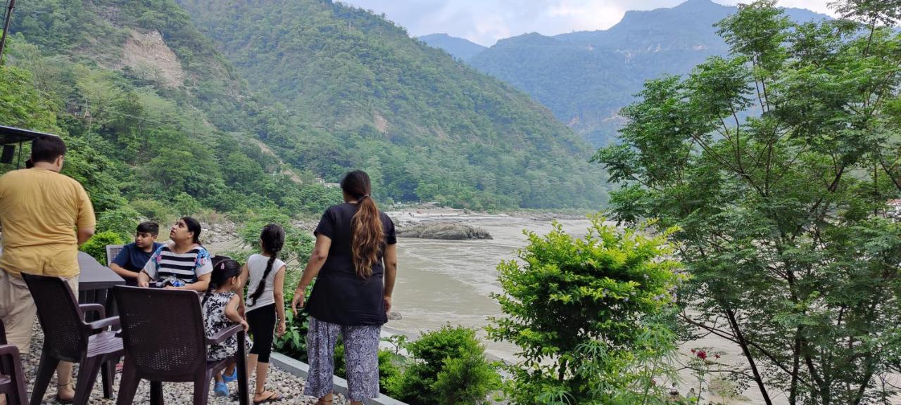H7 Stay On The Ganges, Yoga & Spa Resort, Rishikesh Luaran gambar