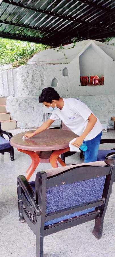 H7 Stay On The Ganges, Yoga & Spa Resort, Rishikesh Luaran gambar